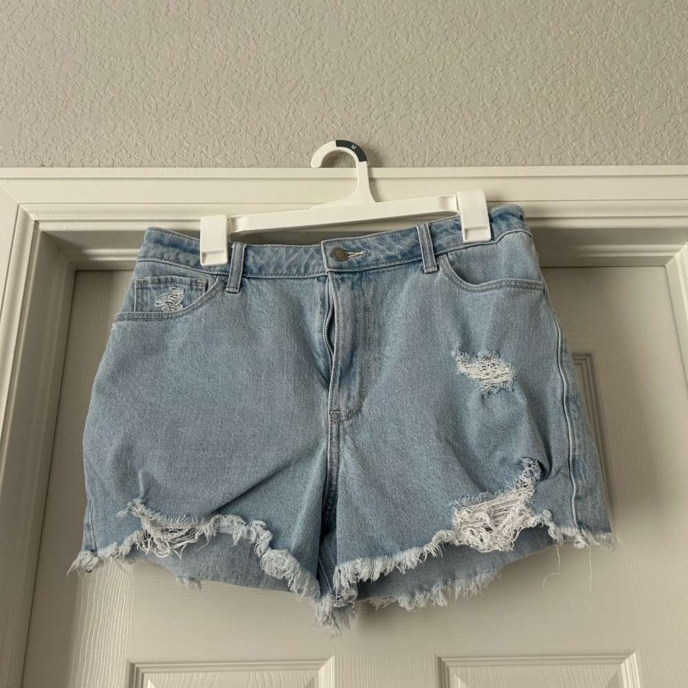 Hollister Size 8 Jean Shorts